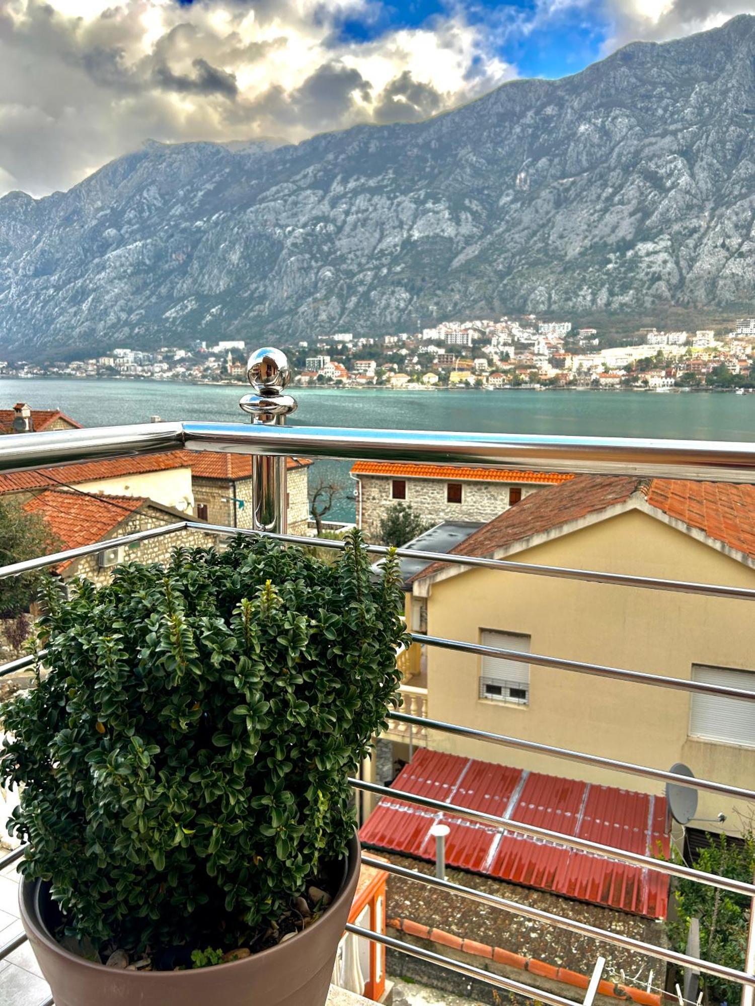 Apartments Markovic Kotor Exterior foto